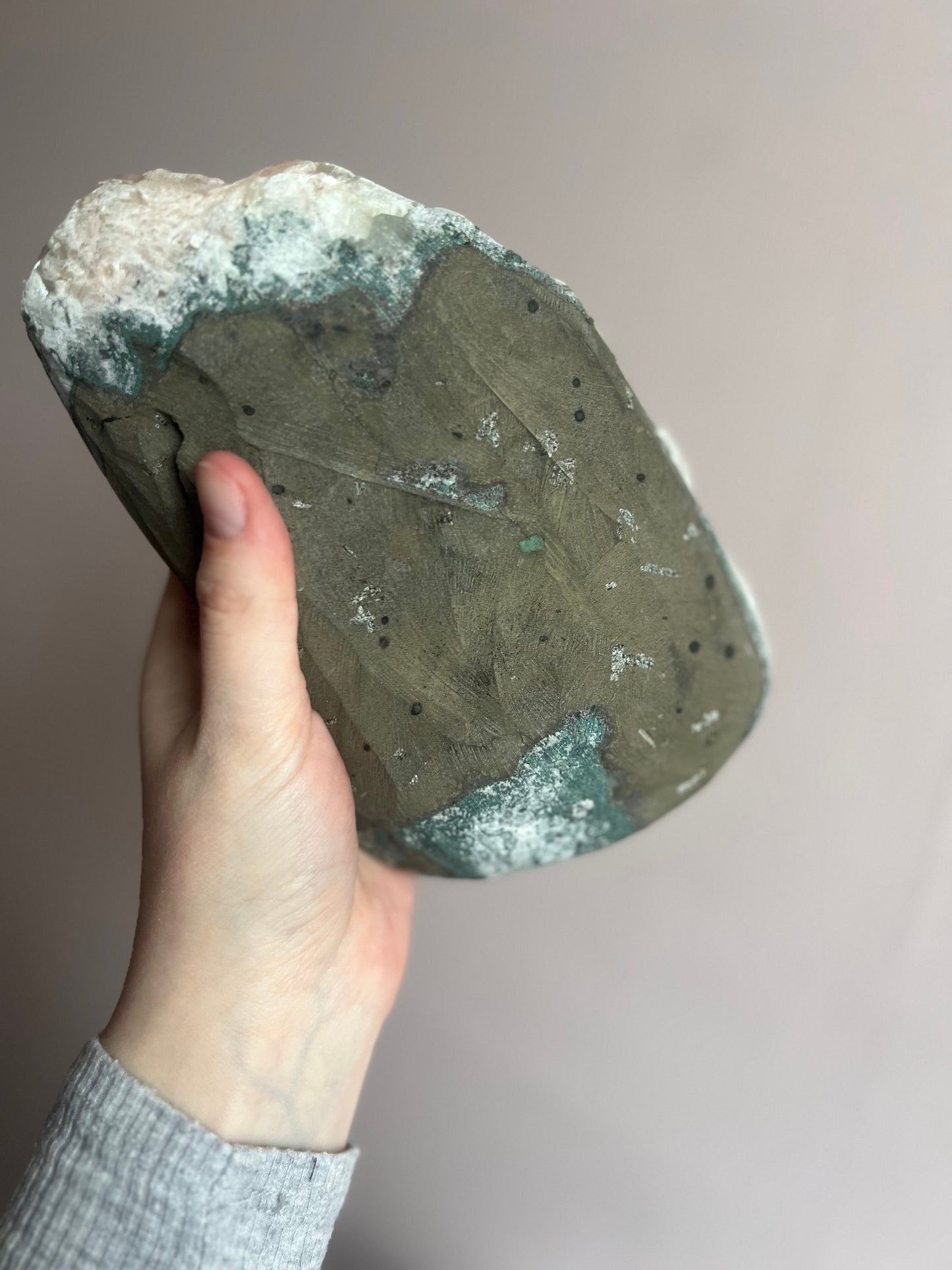 AAA Grade Diamond Apophyllite with Peach Stilbite Cluster from India (1.57kg)