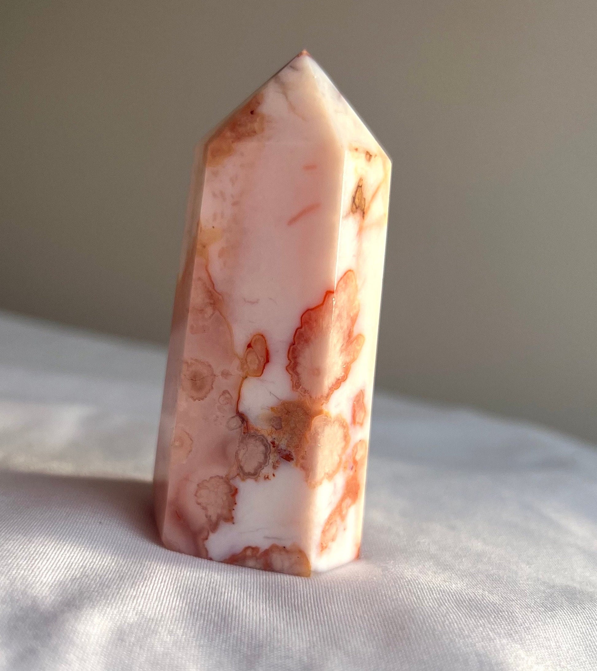Gorgeous Carnelian Flower Agate Tower Carving
