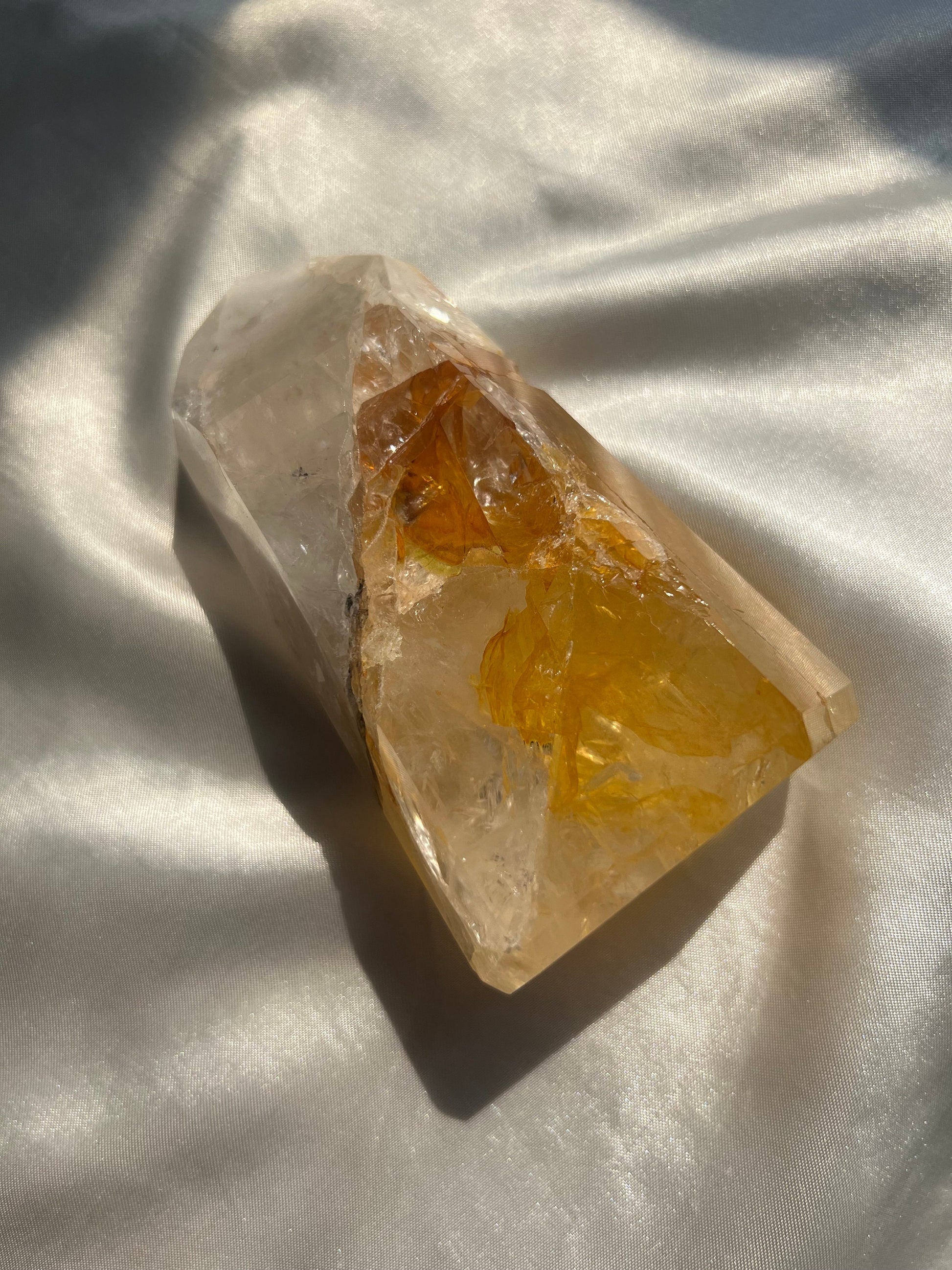 Large Golden Healer Tower | Hematoid in Quartz Tower