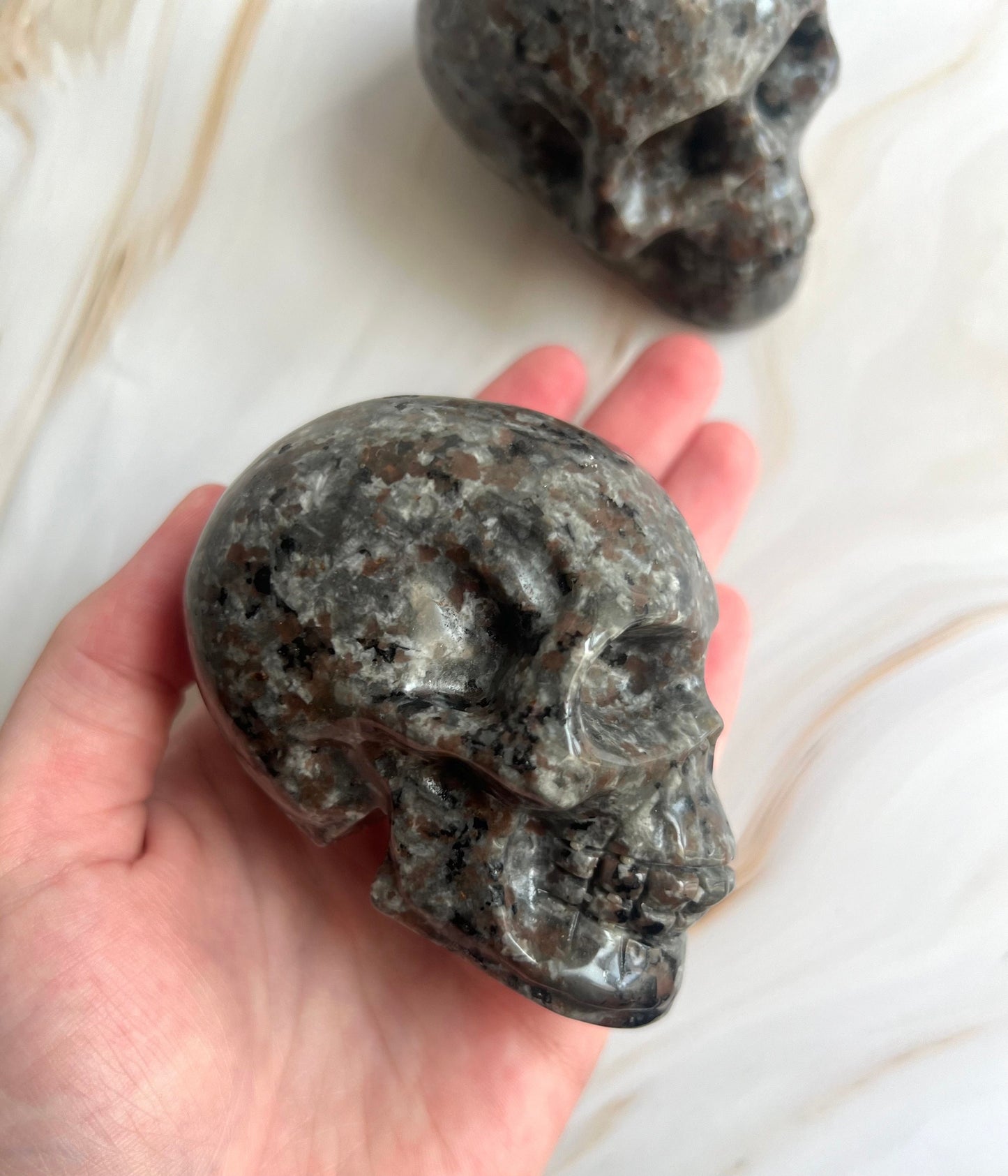 Stunning UV Reactive Yooperlite Skull Carvings | One (1) Yooperlite Skull