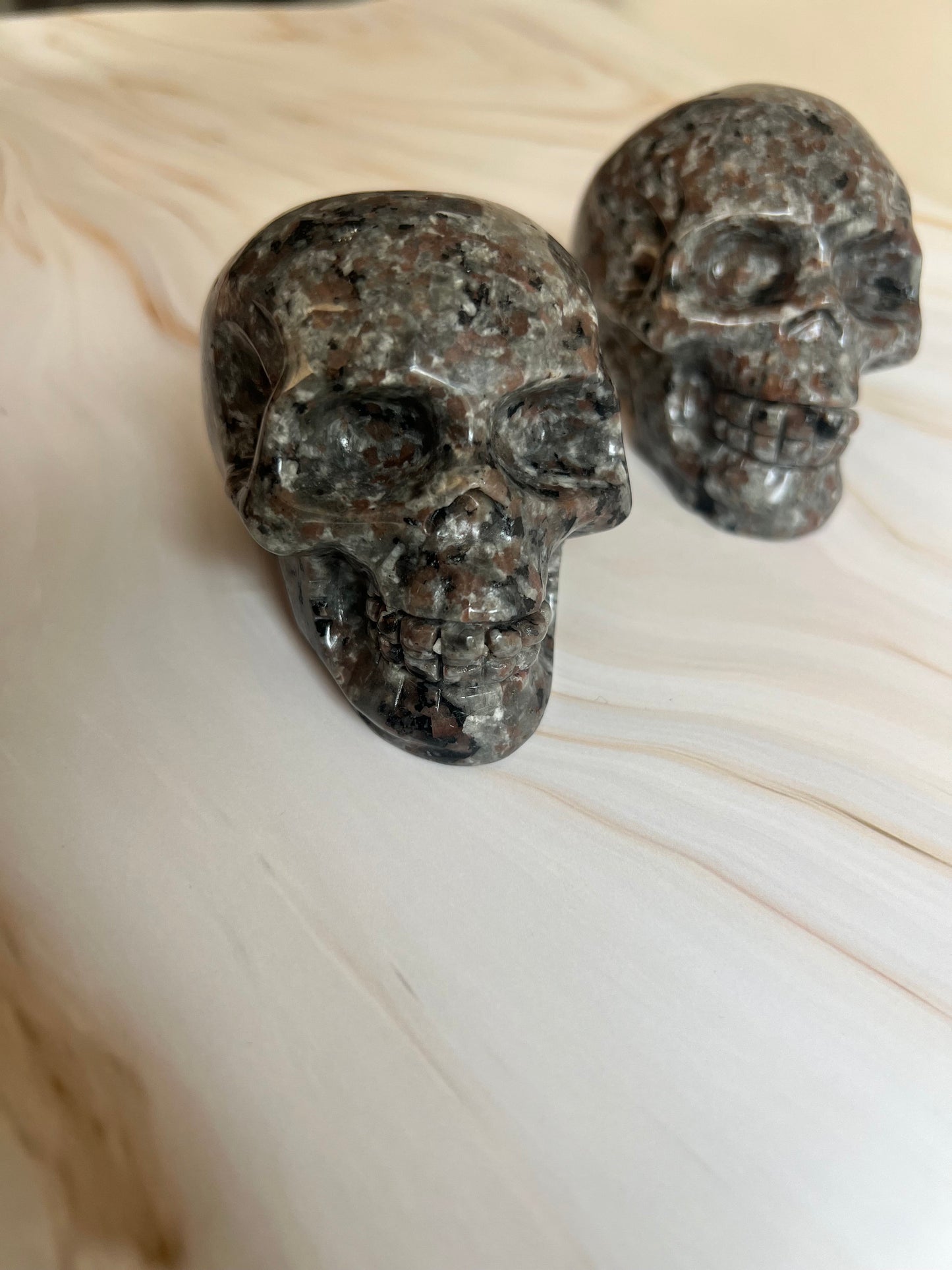 Stunning UV Reactive Yooperlite Skull Carvings | One (1) Yooperlite Skull