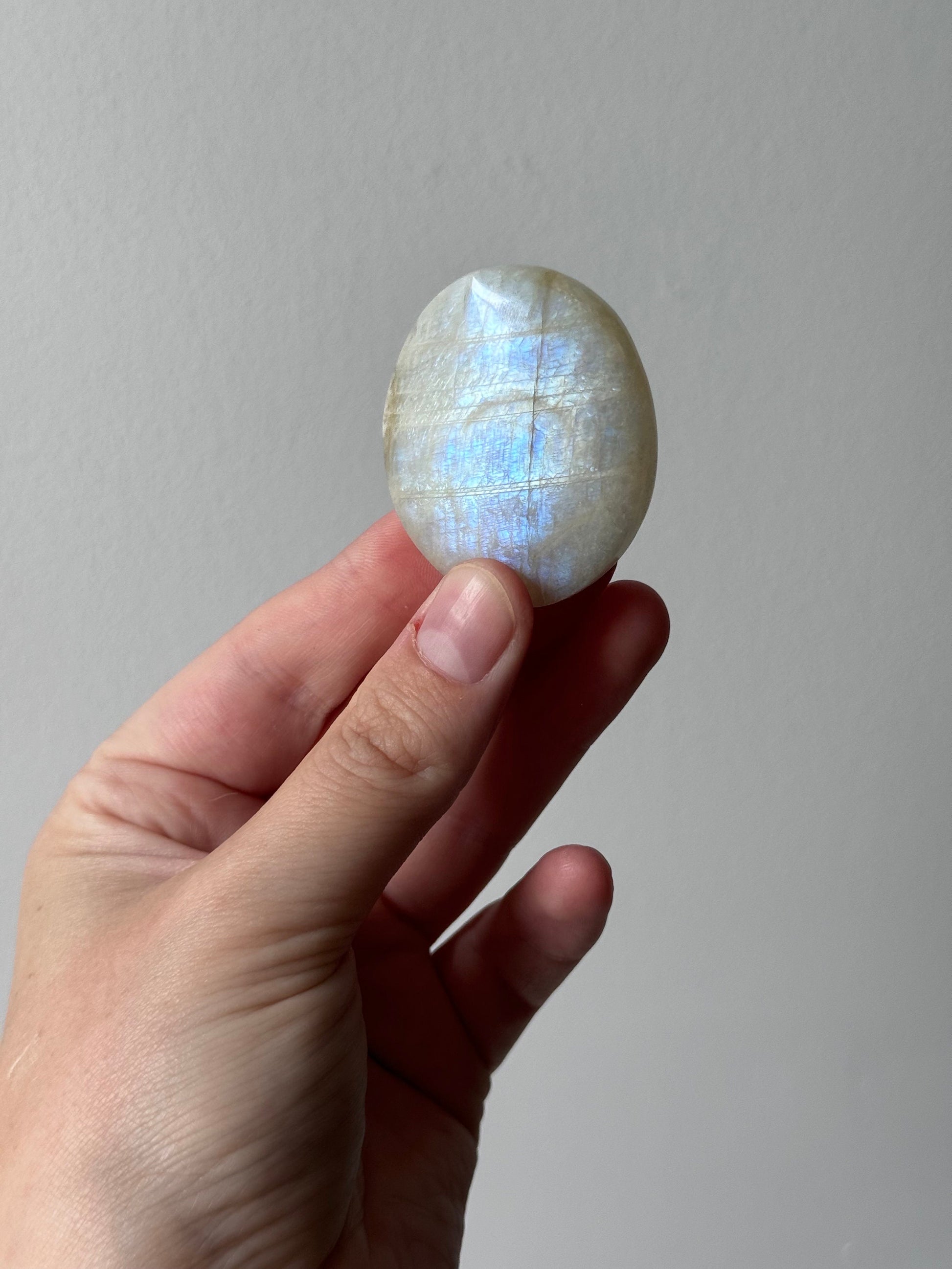 Gorgeous Flashy Moonstone Palm Stone with Blue Flash | Moonstone Palmstone