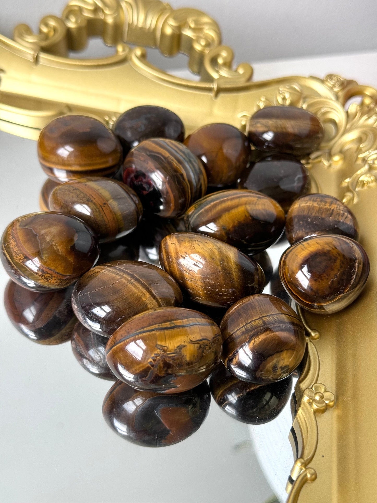 Large Tiger’s Eye Tumbled Stone | Flashy Tigers Eye Tumbles