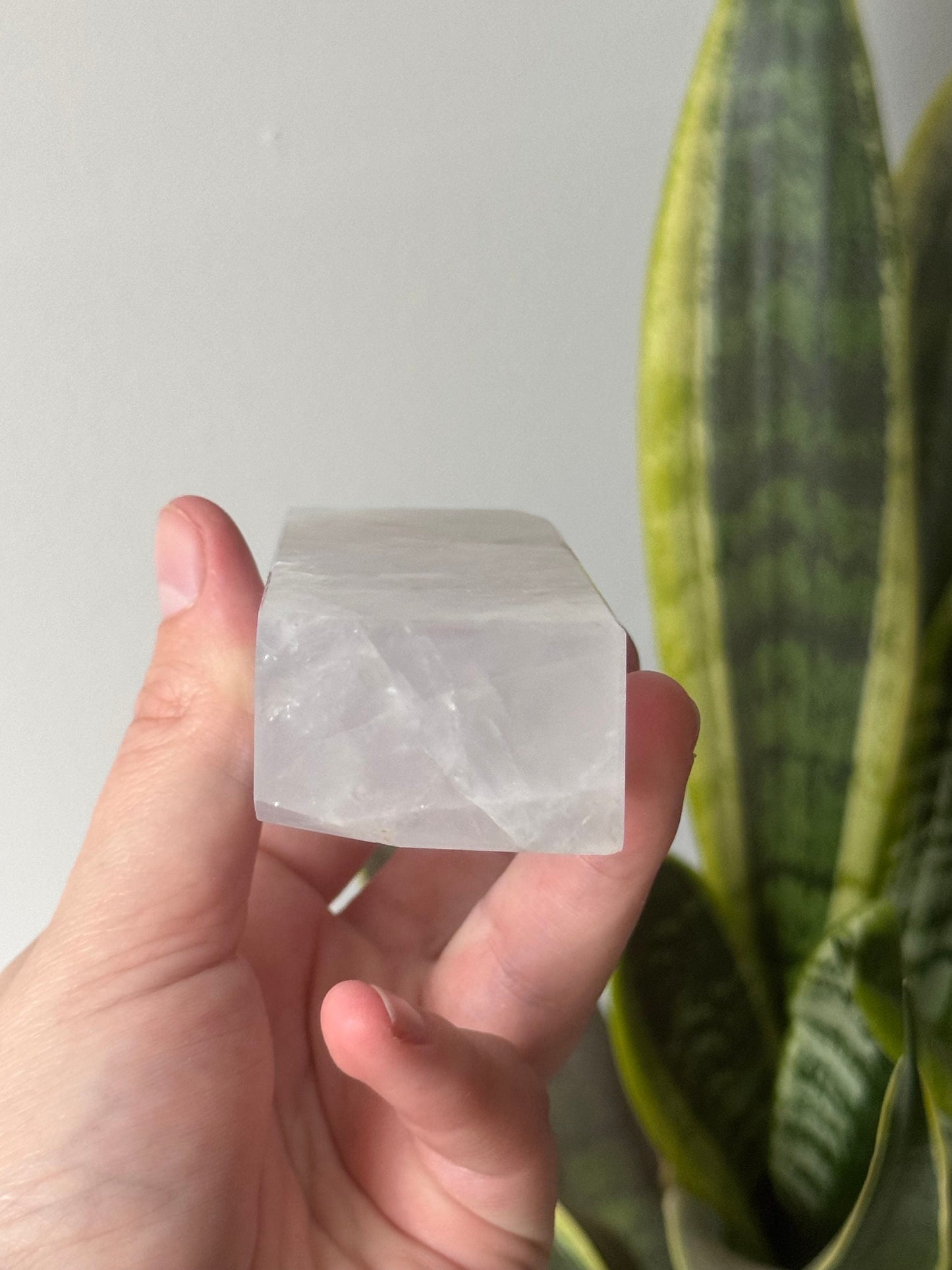 Beautiful Lavender Quartz Obelisk | Lavender Quartz Tower Generator with Rainbows