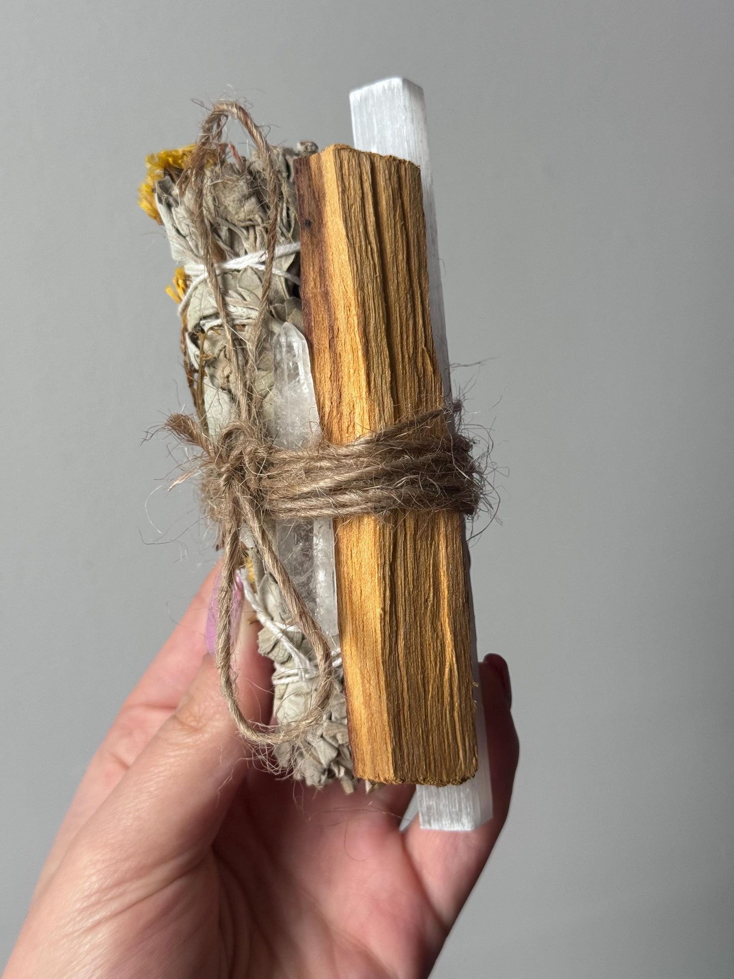 Insence Bundle Yellow Sinuata White Sage Palo Santo Stick Selenite Wand & Clear Quartz Bundle Gift