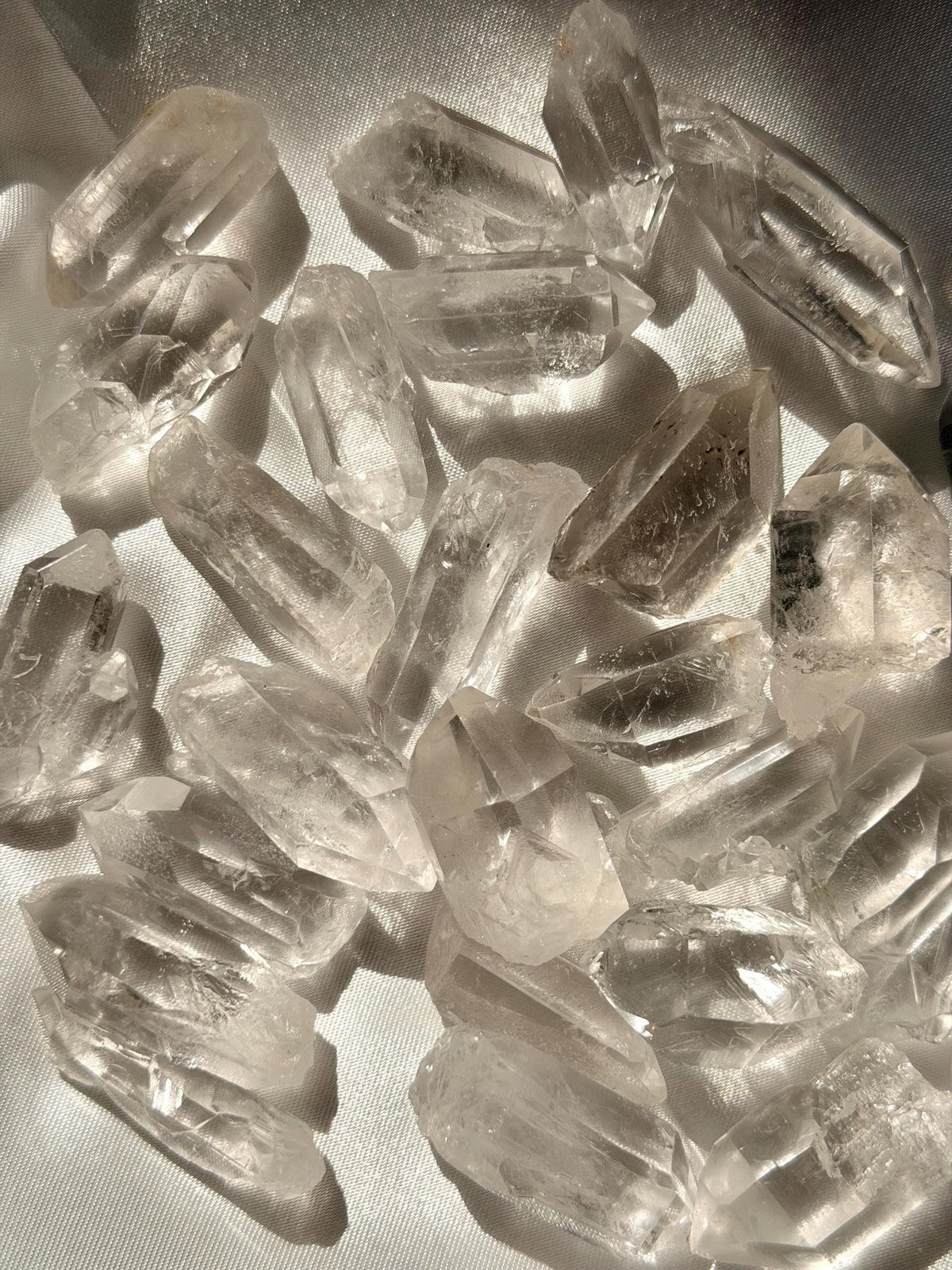 One (1) Beautiful Clear Quartz Point from Colombia