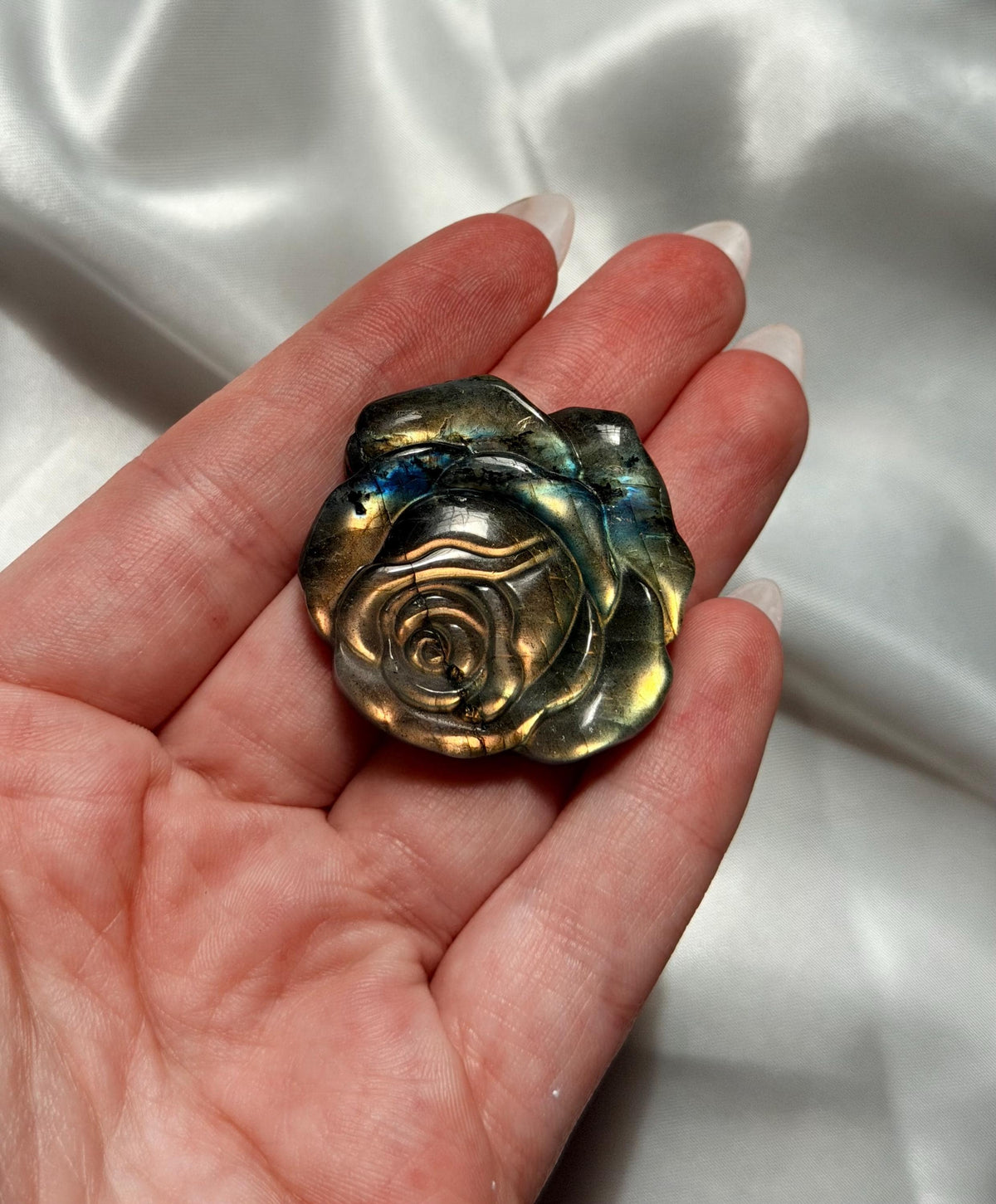 Flashy Labradorite Rose Carving | Natural Labradorite Crystal Rose from Madagascar | Blue Flash Gemstone | Crystal Flower