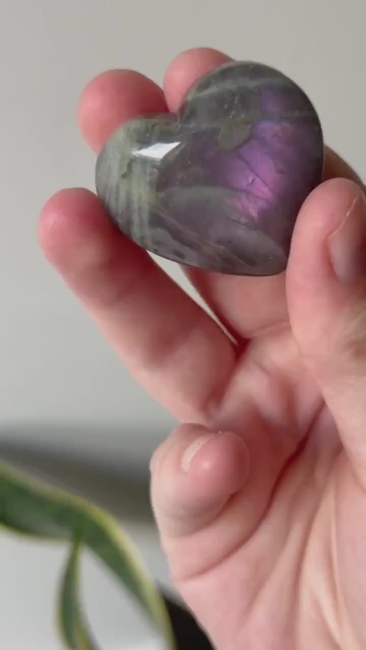 Gorgeous Sunset Labradorite Heart Carving | Small Pink Flash Labradorite Puffy Heart