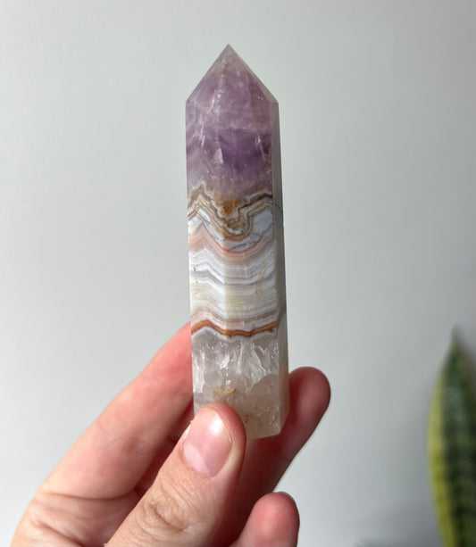 Beautiful Banded Lace Agate Amethyst Tower