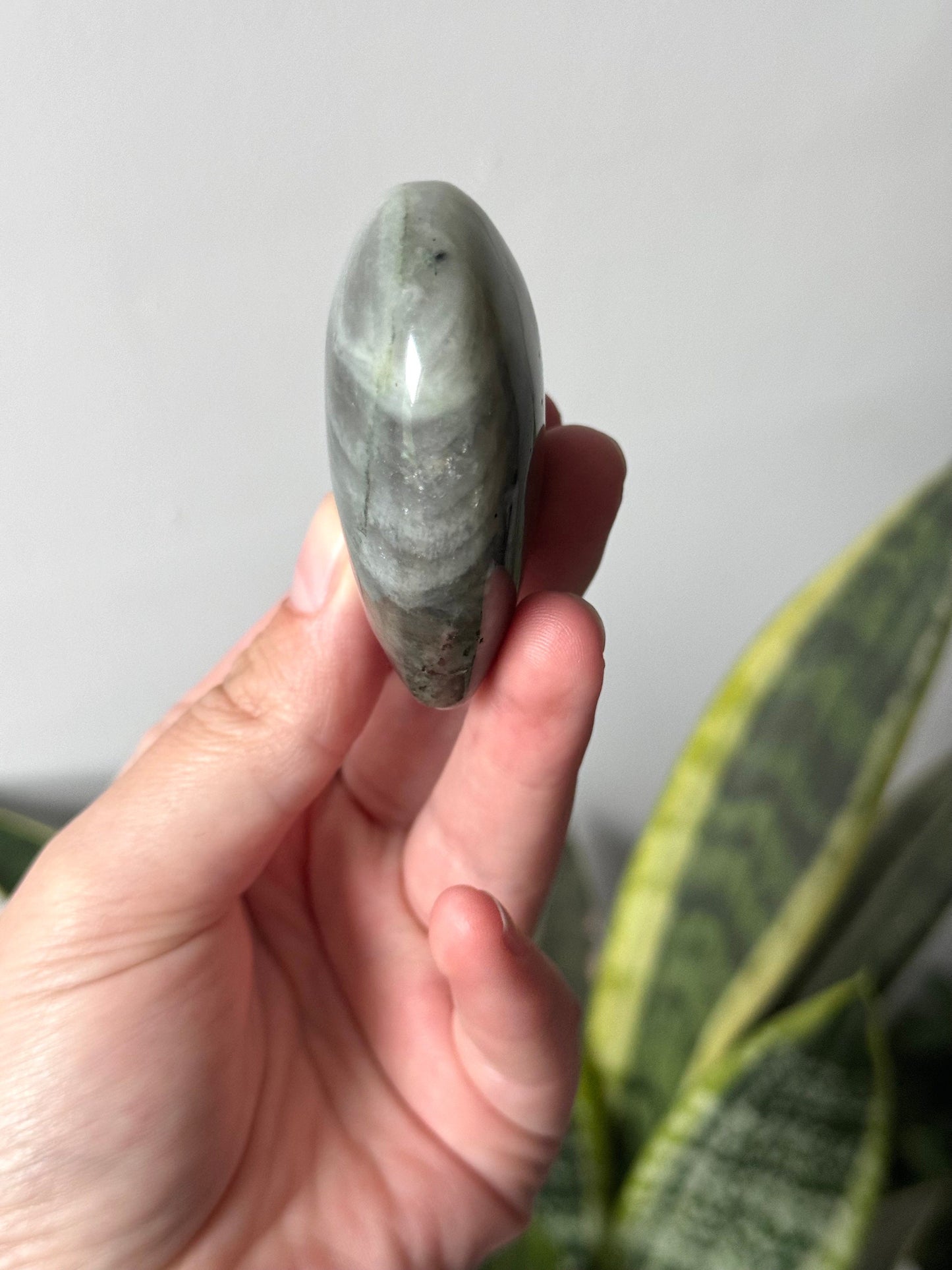 Gorgeous Sunset Labradorite Heart Carving | Pink Flash Labradorite Puffy Heart