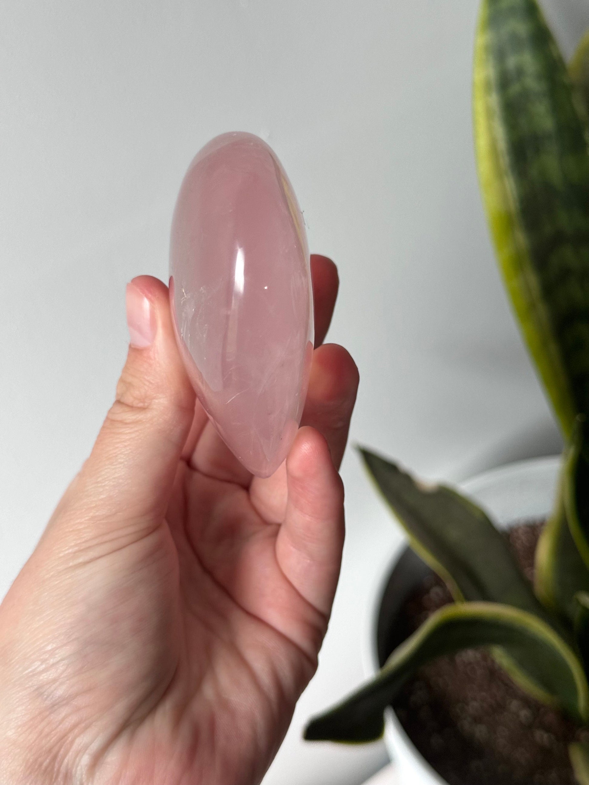 High Quality Rose Quartz Heart Carving with Star Flash | Gemmy Rose Quartz Puffy Heart Asterism