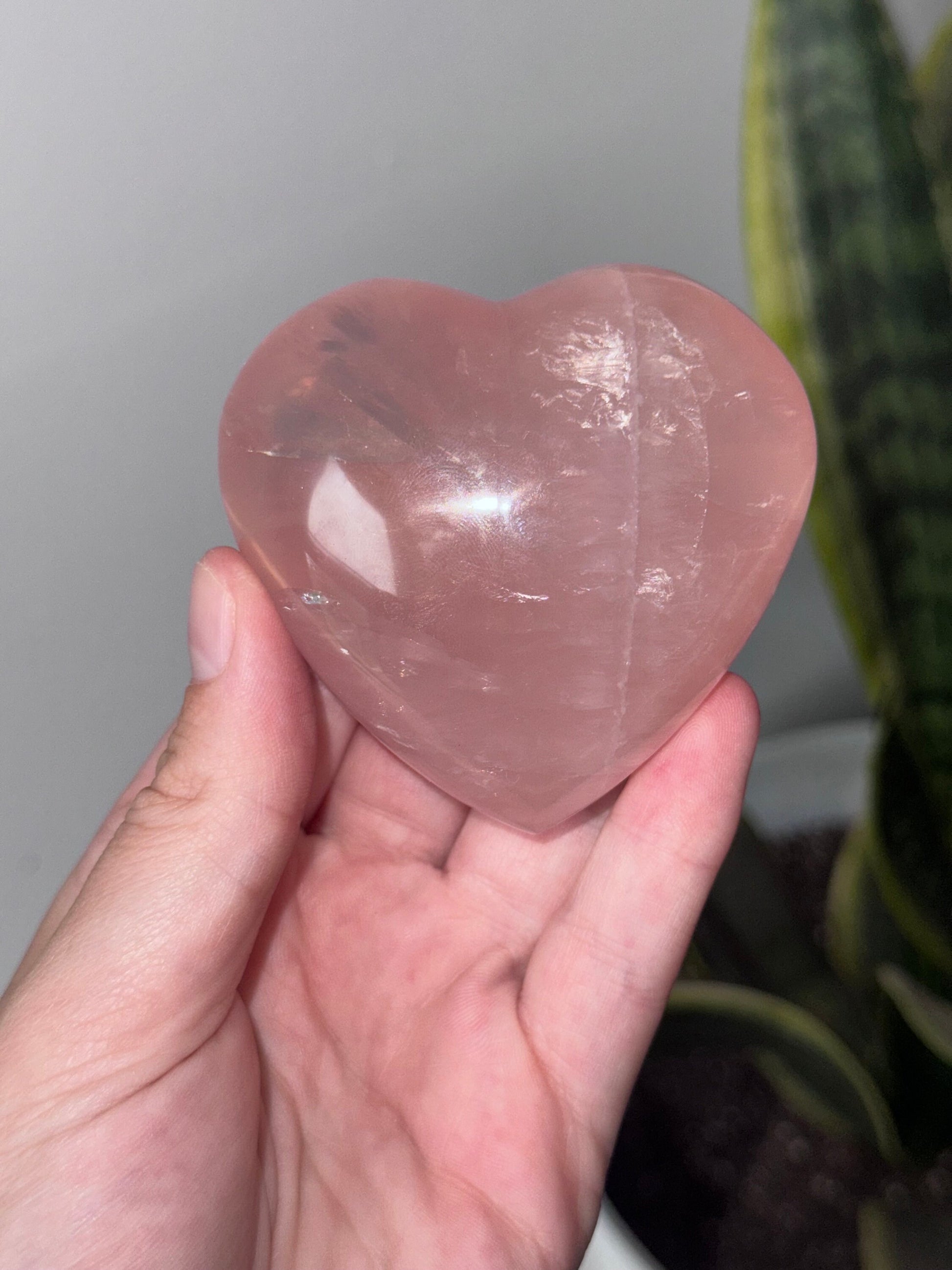 High Quality Rose Quartz Heart Carving with Star Flash | Gemmy Rose Quartz Puffy Heart Asterism
