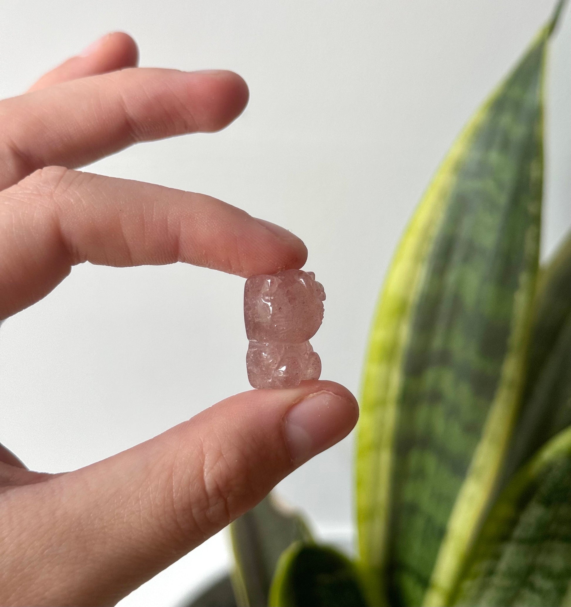 Beautiful Strawberry Quartz Hello Kitty mini Carvings