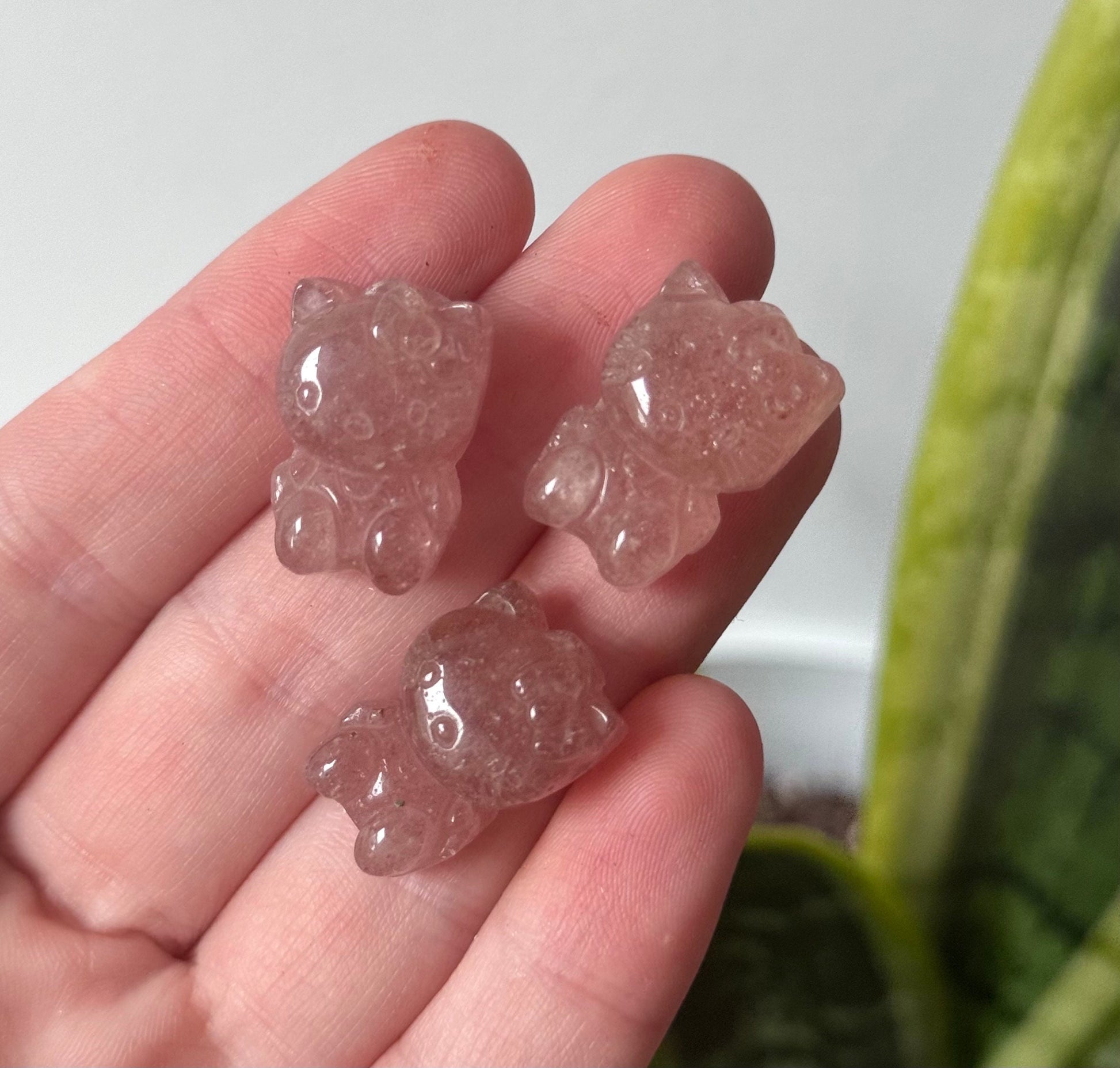 Beautiful Strawberry Quartz Hello Kitty mini Carvings