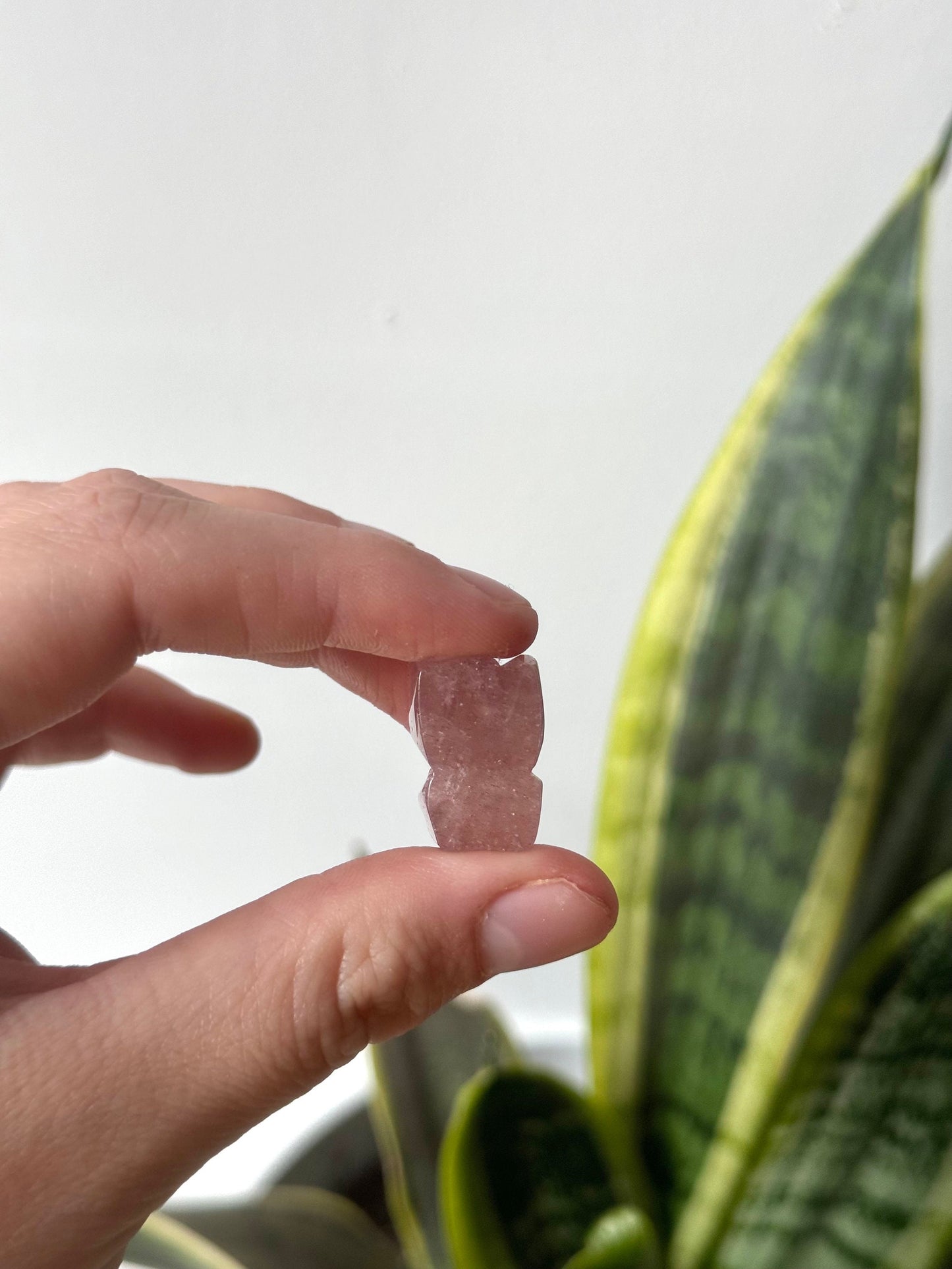 Beautiful Strawberry Quartz Hello Kitty mini Carvings