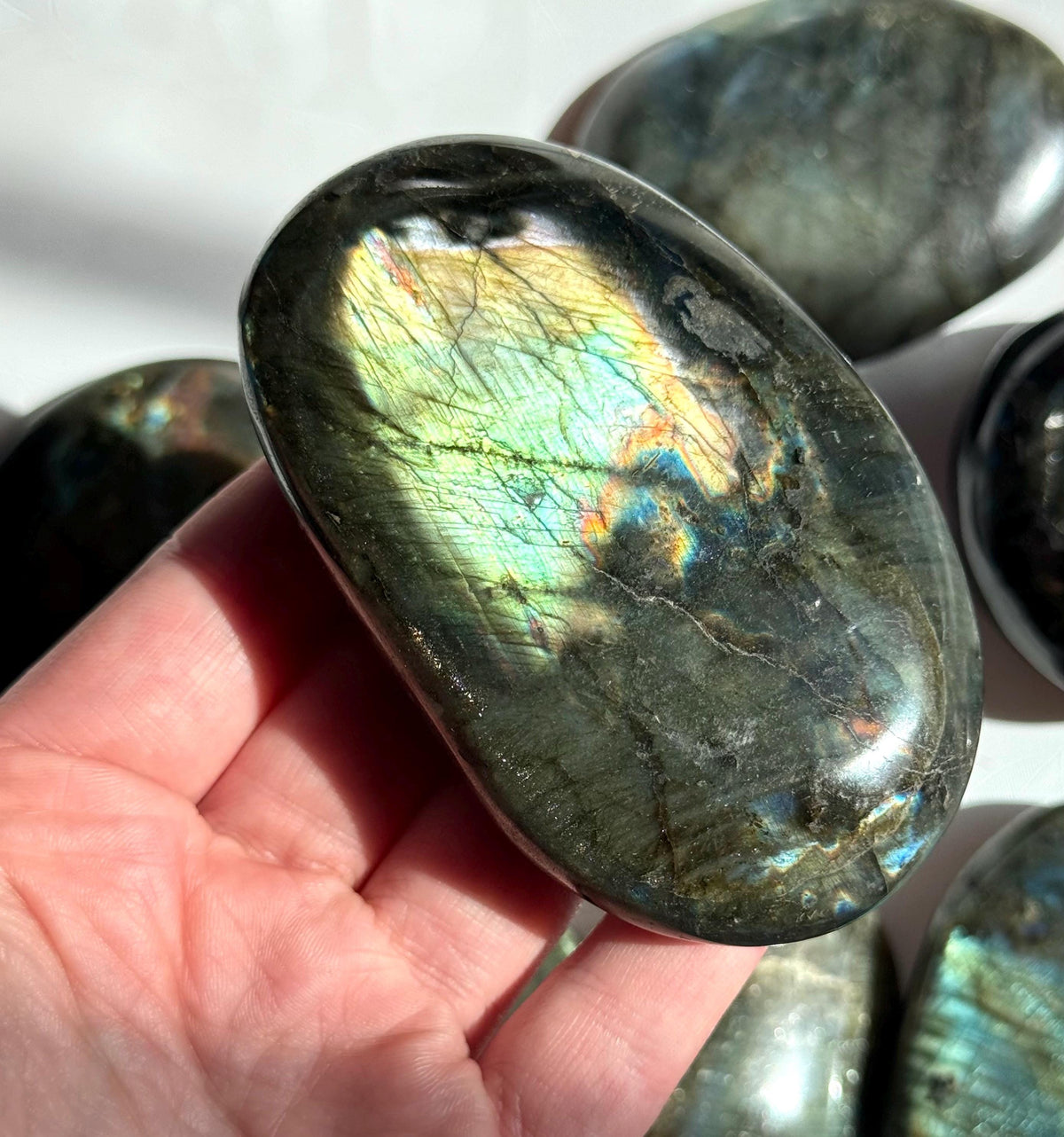 Beautiful Labradorite Palmstones from Madagascar | Flashy Labradorite Palm stone