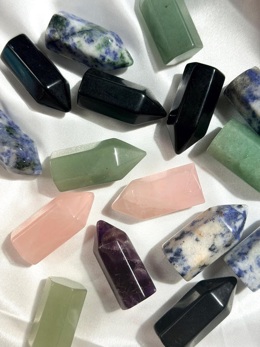 Mini Crystal Tower | Green Aventurine, Rose Quartz, Amethyst, Sodalite & Black Obsidian | Healing Crystal Point | Small Gemstone Tower |