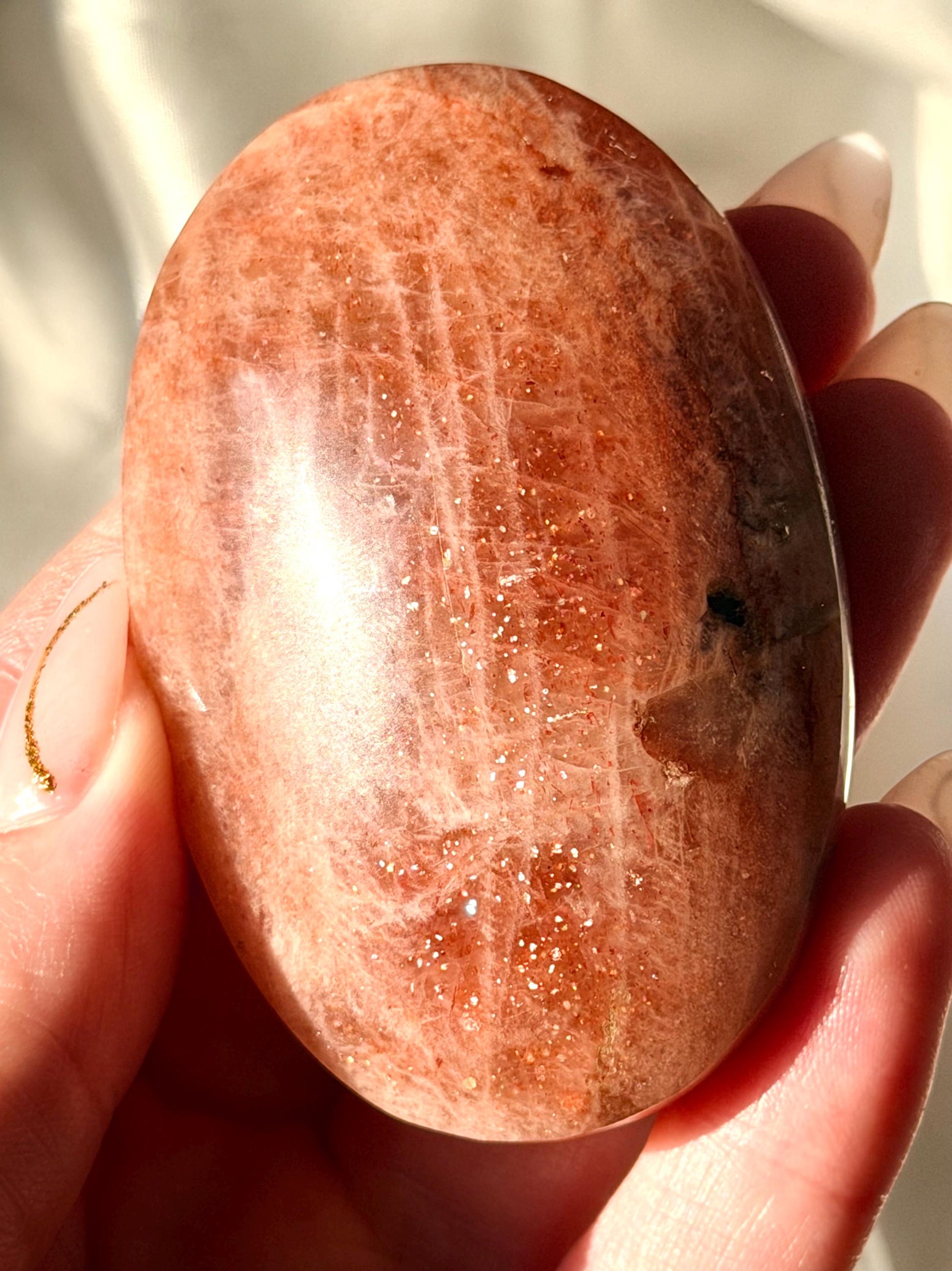 Sunstone Palmstone |High Quality Sunstone Palm Stone with Glitter | Sunstone Pillow from Madagascar