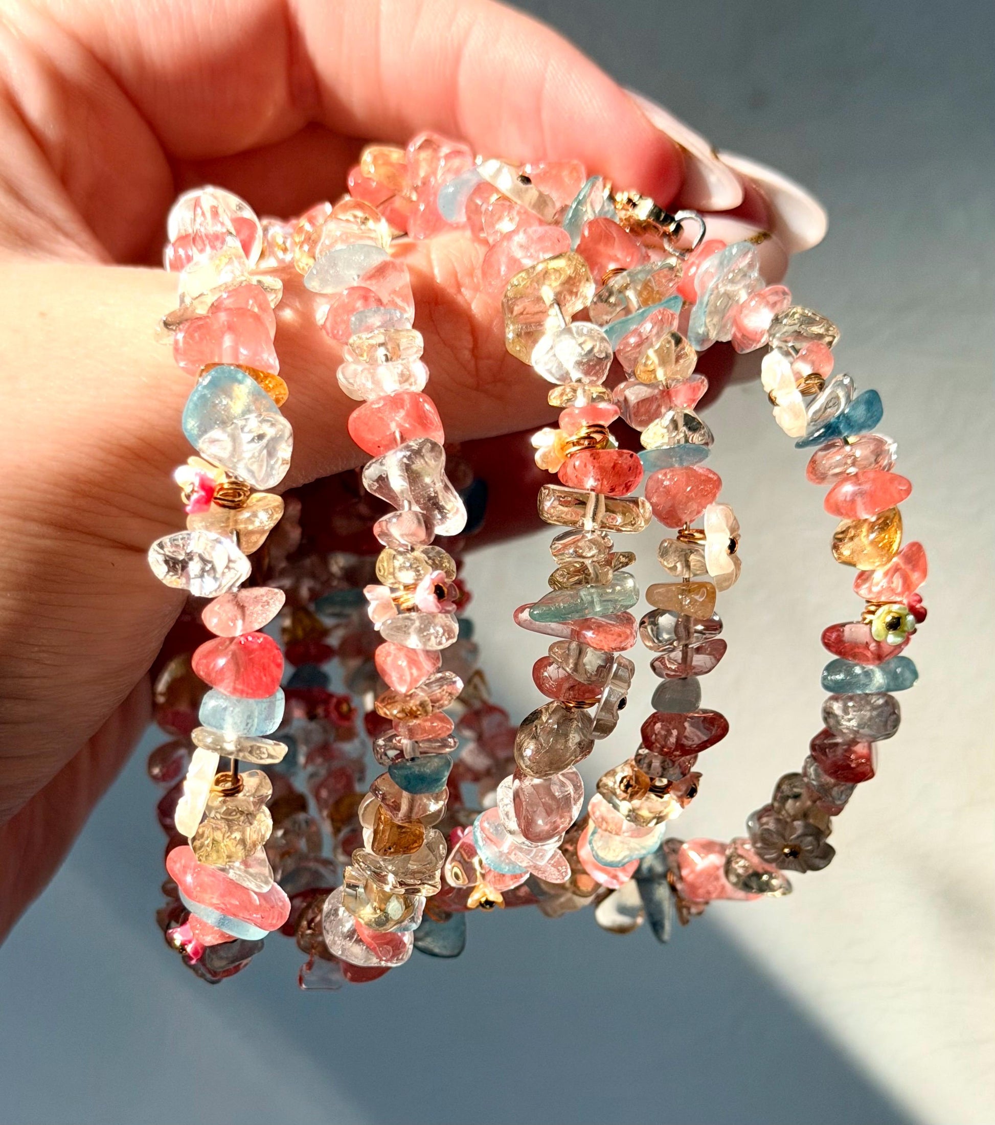 Mixed Crystals Chip Bracelet | Morganite & Clear Quartz Bracelet with Lobster Clasp