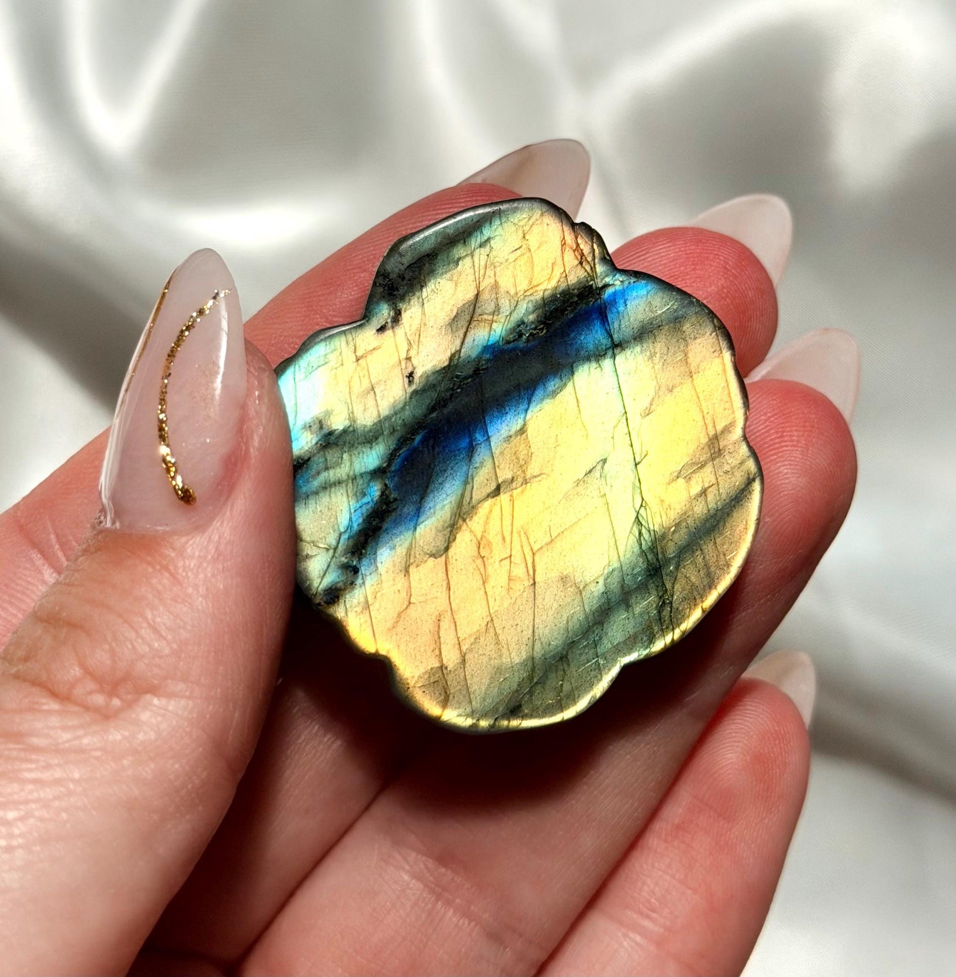 Flashy Labradorite Rose Carving | Natural Labradorite Crystal Rose from Madagascar | Blue Flash Gemstone | Crystal Flower