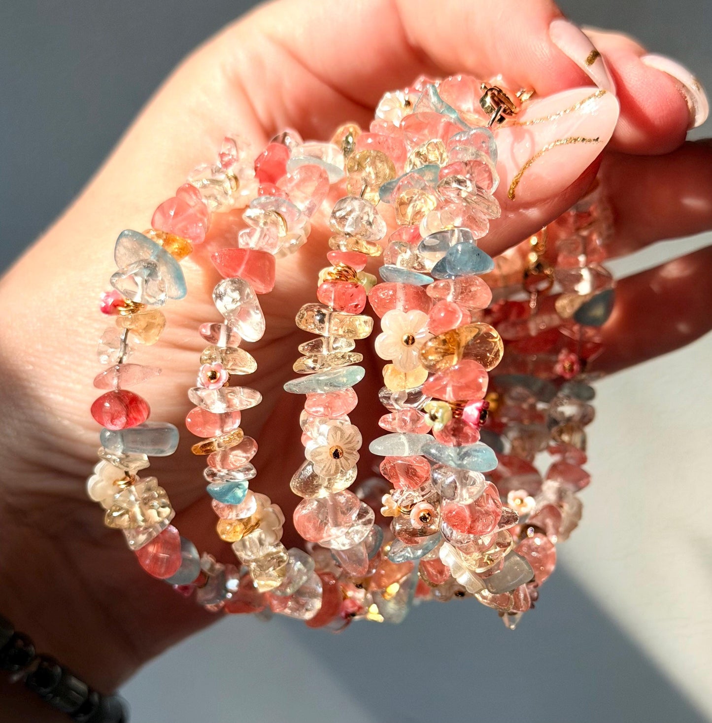 Mixed Crystals Chip Bracelet | Morganite & Clear Quartz Bracelet with Lobster Clasp