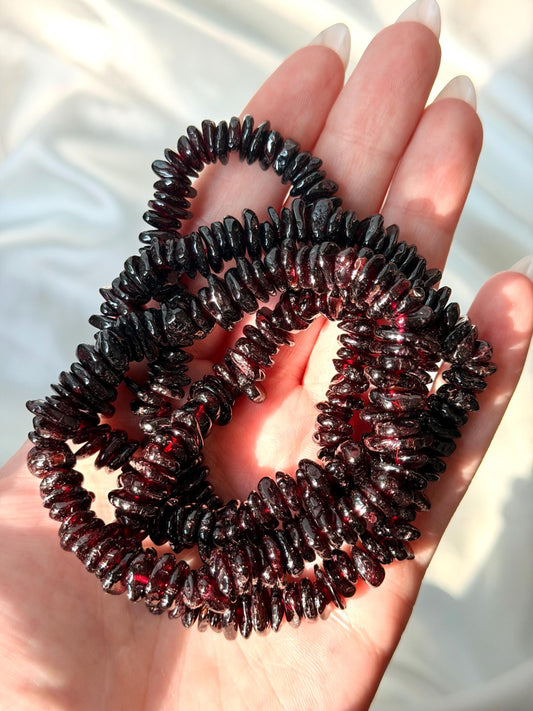 Beautiful Garnet Bracelet | Stretchy Garnet Chip Bracelet | Crystal Chip Bracelet