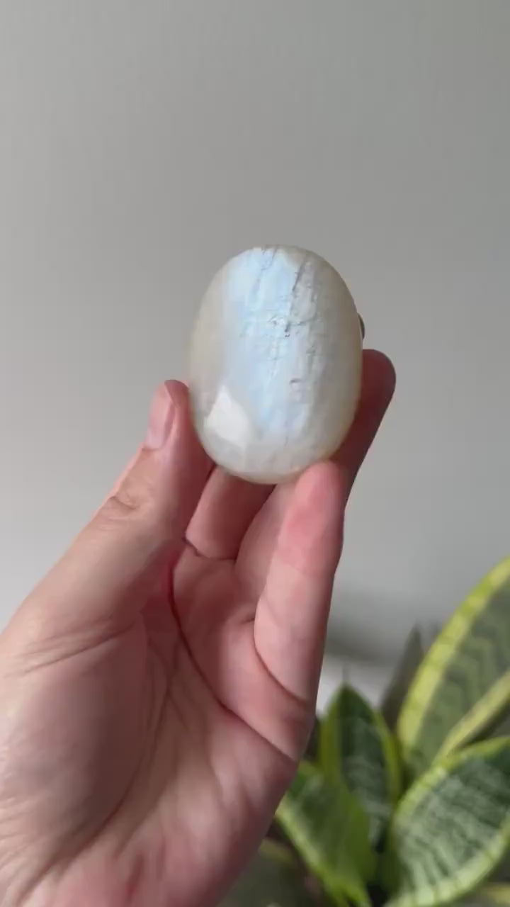 Gorgeous Flashy Moonstone Palm Stone with Blue Flash | Moonstone Palmstone