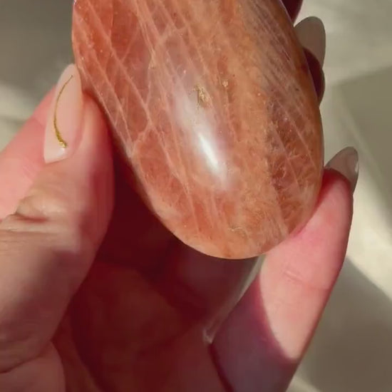 Sunstone Palmstone |High Quality Sunstone Palm Stone with Glitter | Sunstone Pillow from Madagascar