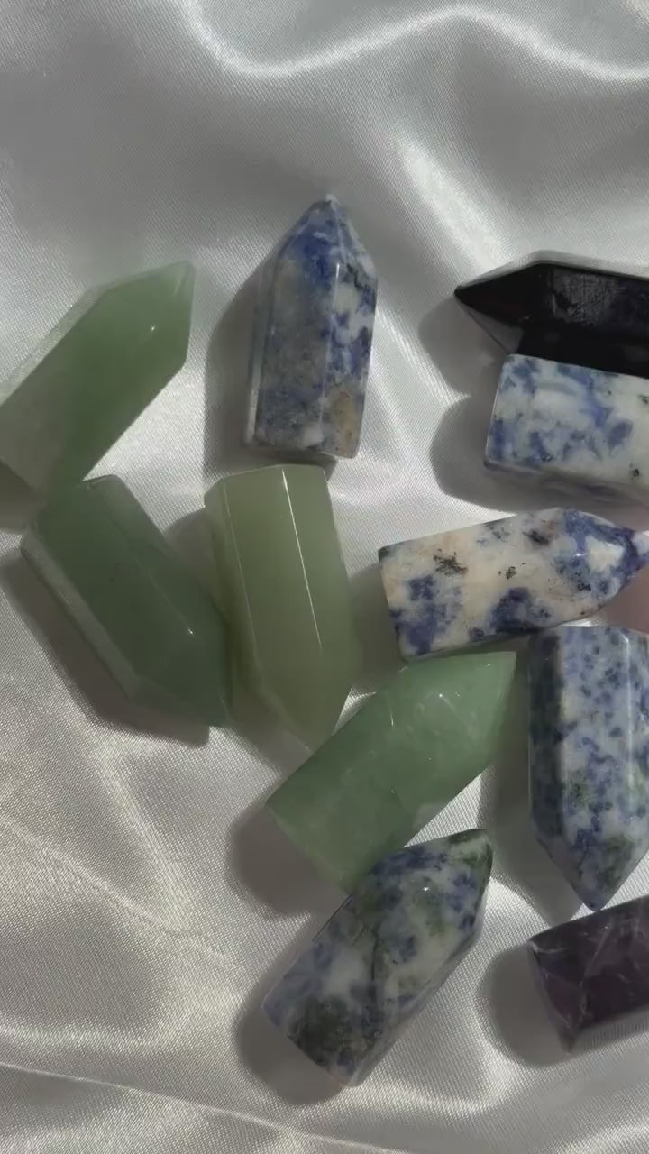 Mini Crystal Tower | Green Aventurine, Rose Quartz, Amethyst, Sodalite & Black Obsidian | Healing Crystal Point | Small Gemstone Tower |