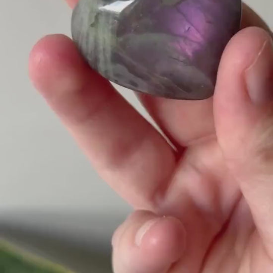Gorgeous Sunset Labradorite Heart Carving | Small Pink Flash Labradorite Puffy Heart