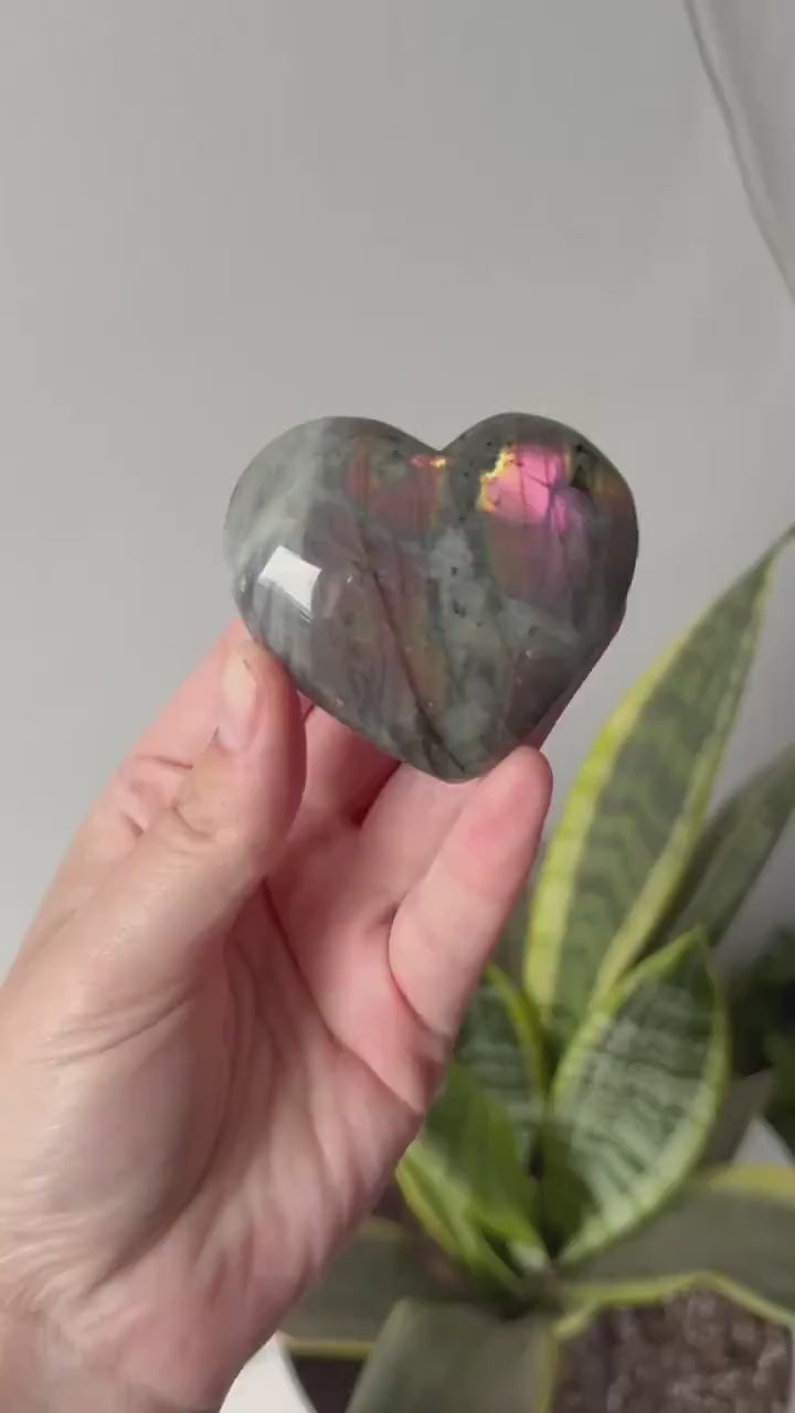 Gorgeous Sunset Labradorite Heart Carving | Pink Flash Labradorite Puffy Heart